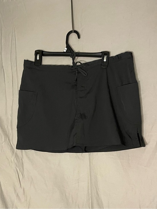 Patagonia Pants - Patagonia Black Women’s Active Mini Skirt/Skort